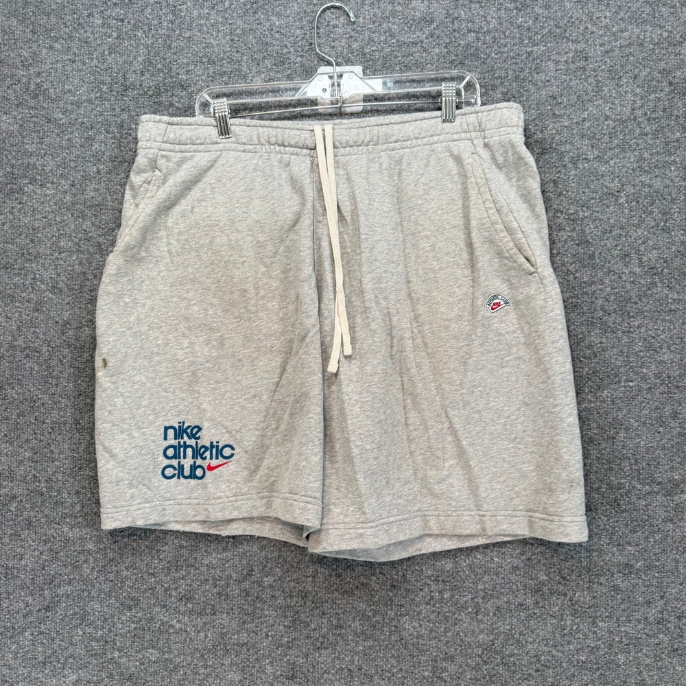 Nike Shorts Mens XXL Gray Athletic Club Graphic Fleece Sweatshorts Casual